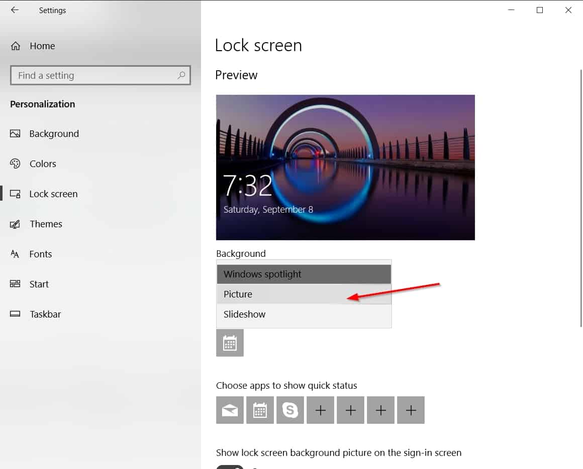 Windows 10 Lock Screen - Windows Spotlight