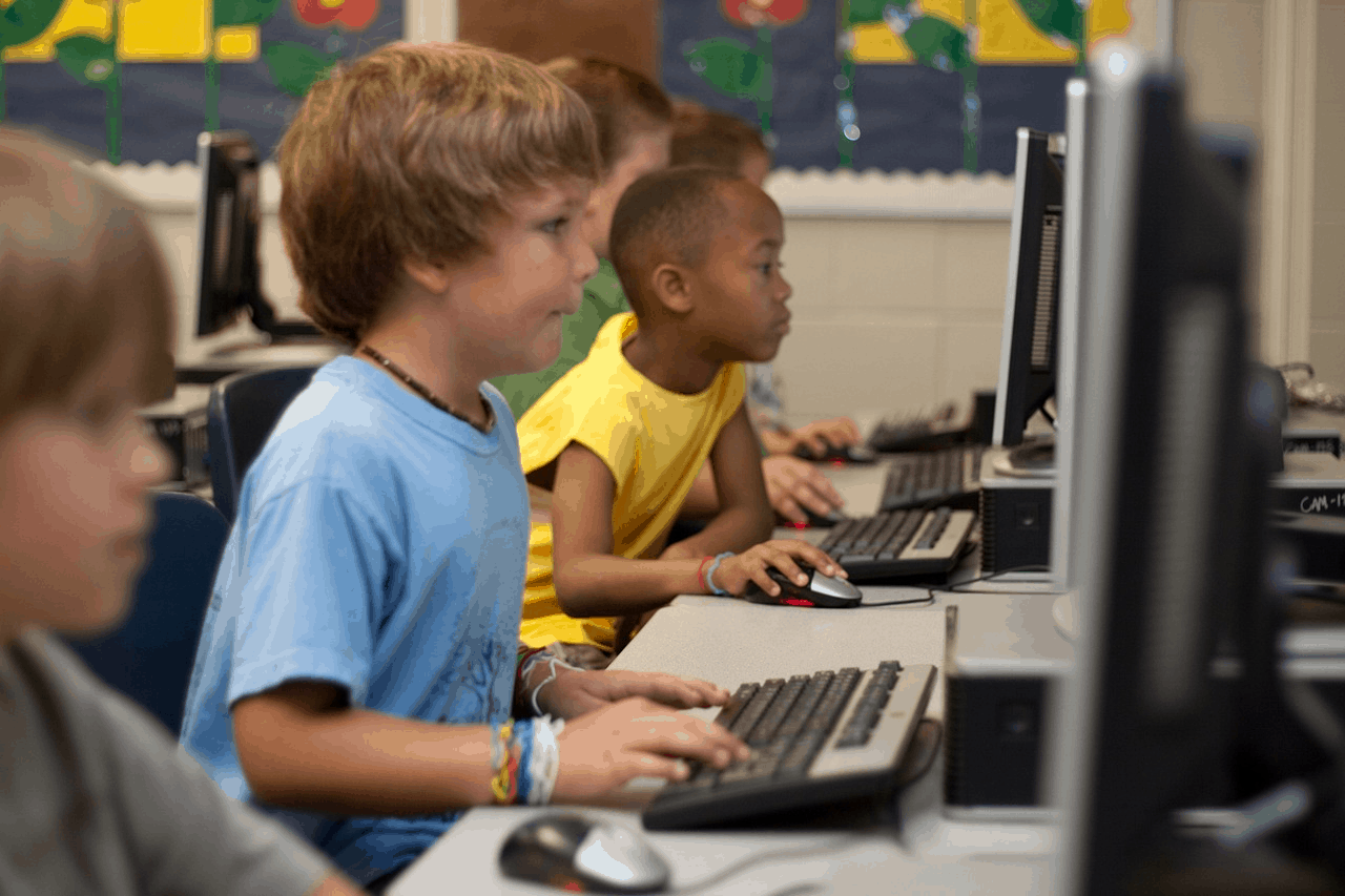 Kid Learning on Computer